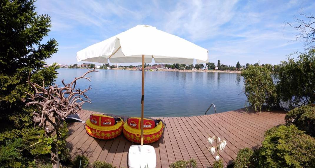 Topsenec-Lakeside Home Luaran gambar