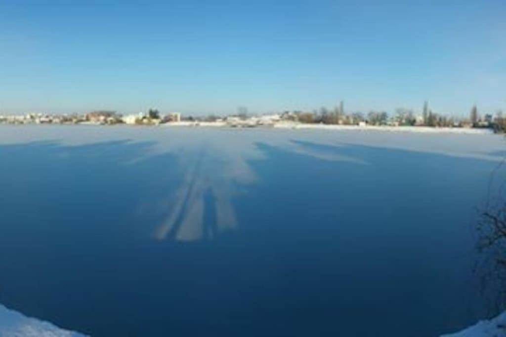 Topsenec-Lakeside Home Luaran gambar