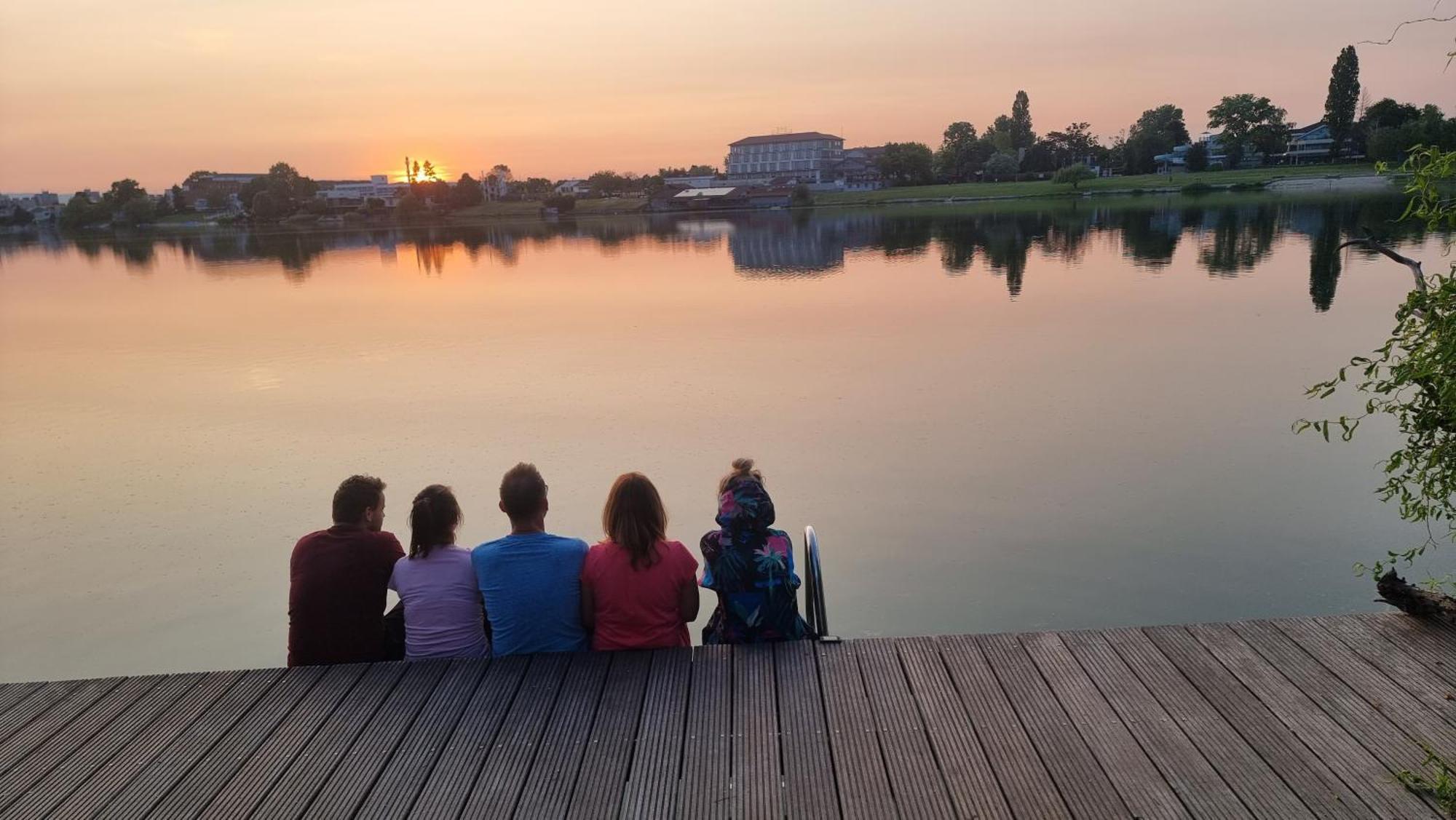 Topsenec-Lakeside Home Luaran gambar