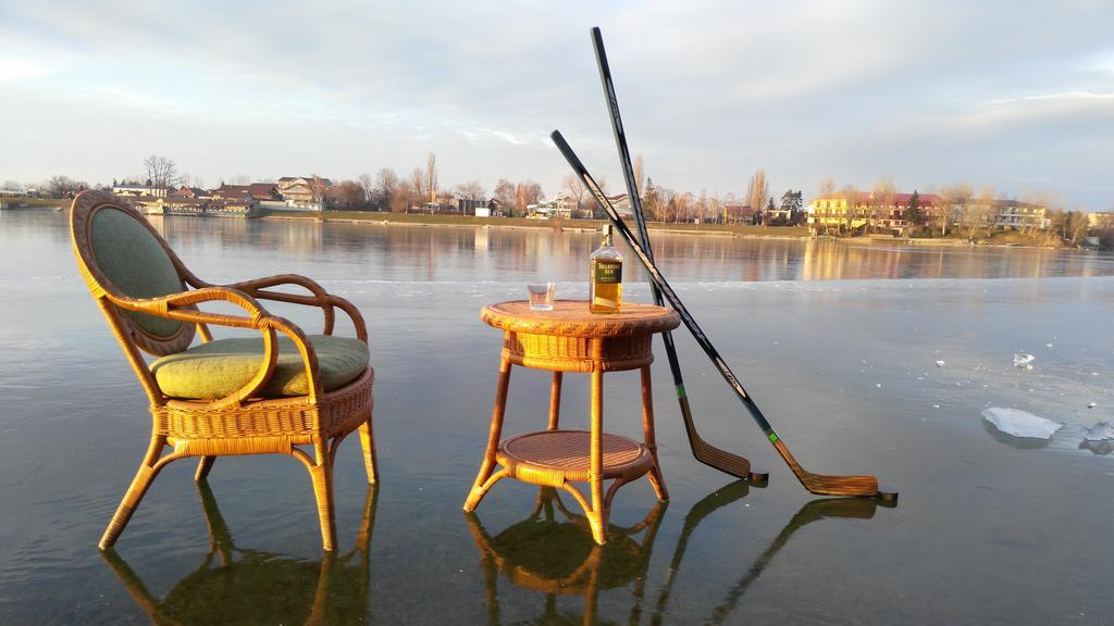 Topsenec-Lakeside Home Luaran gambar