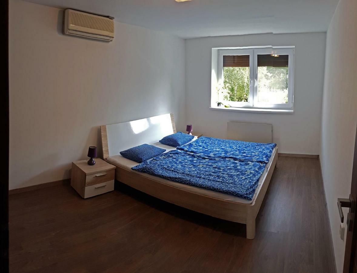 Topsenec-Lakeside Home Luaran gambar